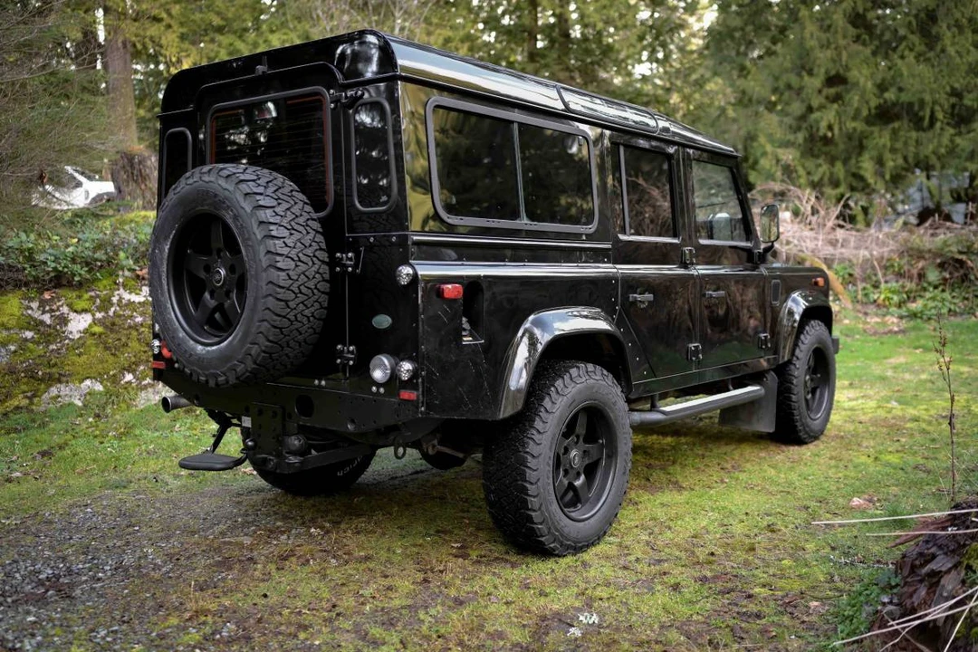 2007 Land Rover Defender 110 - Image 3 of 10