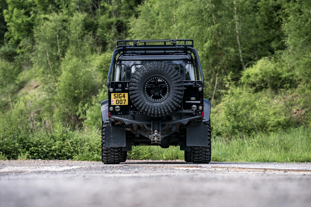 2007 Land Rover Defender 110 - Image 6 of 31