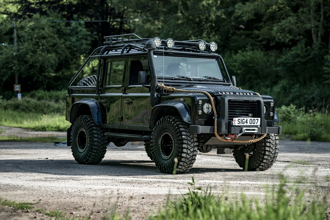 2007 Land Rover Defender 110 - Image 3 of 31