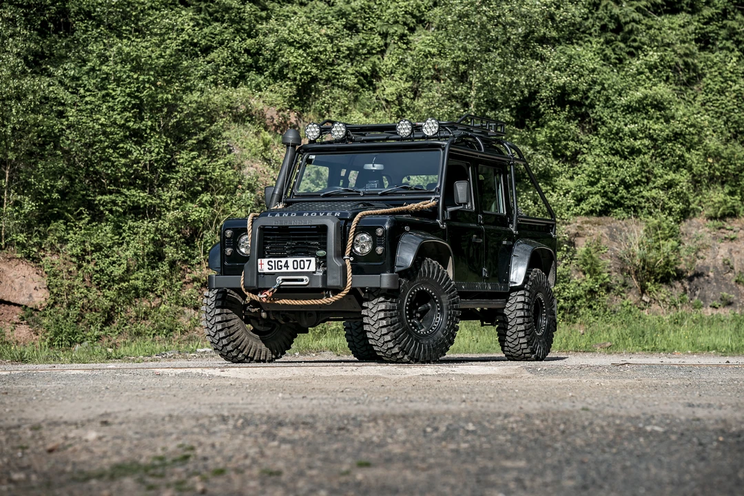 2007 Land Rover Defender 110 - Image 9 of 31