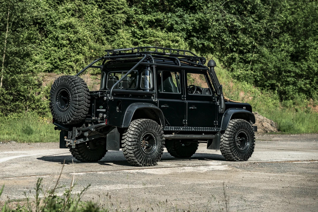 2007 Land Rover Defender 110 - Image 5 of 31
