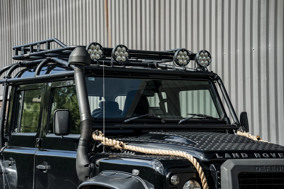 2007 Land Rover Defender 110 - Image 14 of 31