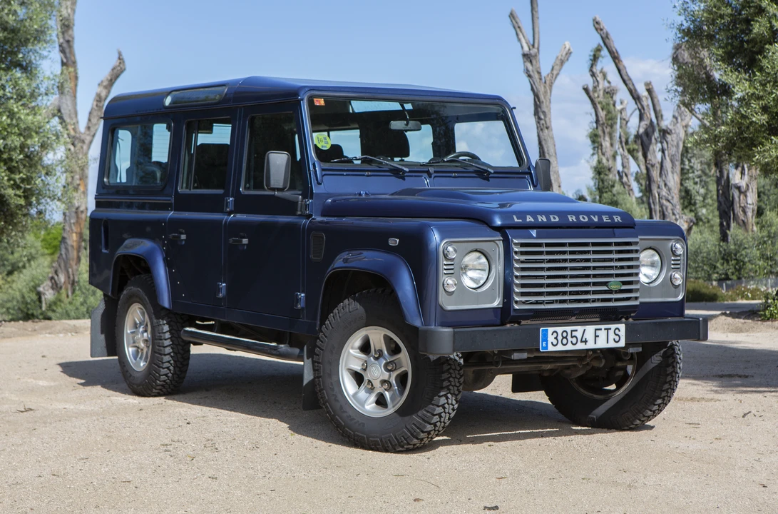 2007 Land Rover Defender 110 - Image 16 of 31