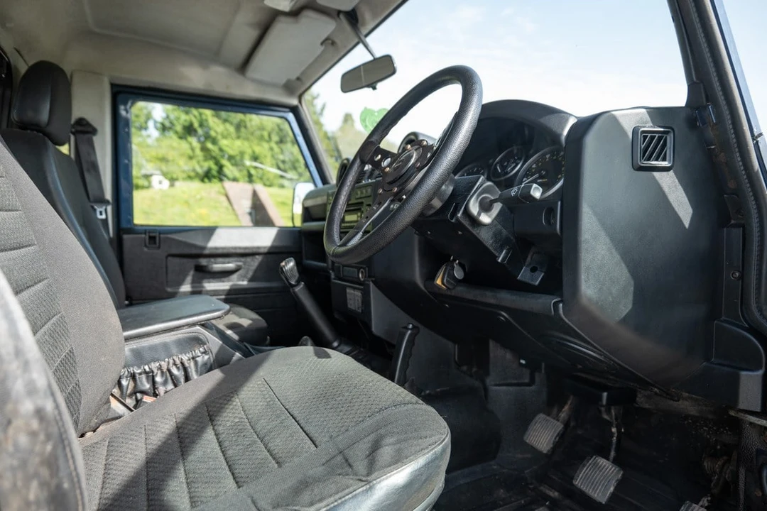 2007 Land Rover Defender 90 - Image 17 of 30