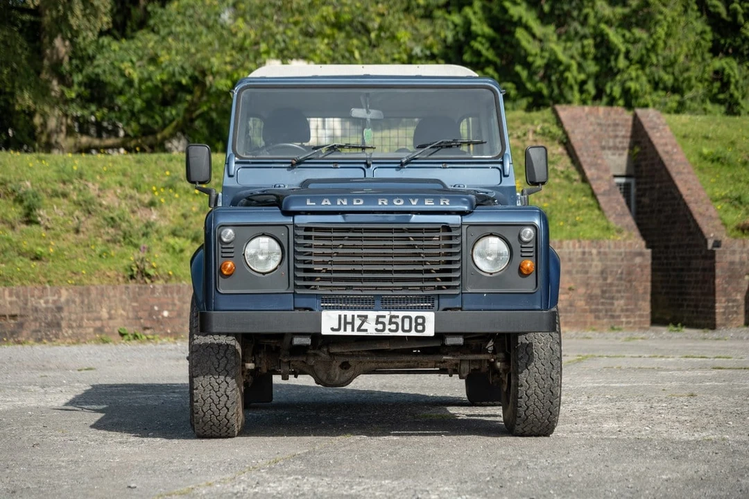 2007 Land Rover Defender 90 - Image 2 of 30