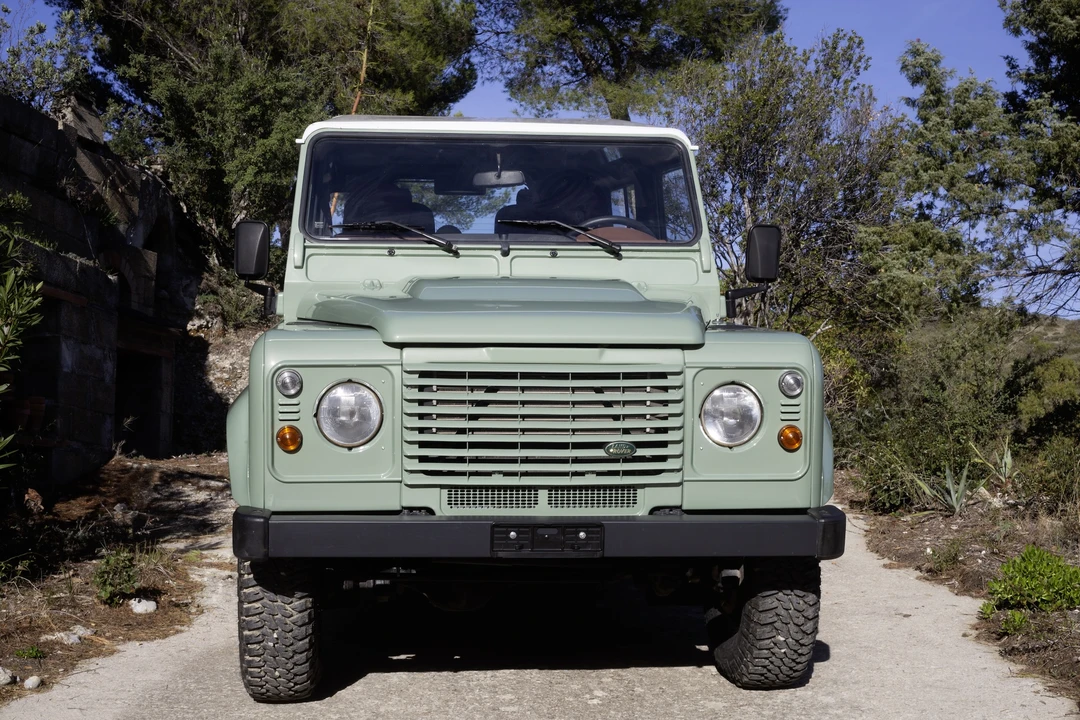 2007 Land Rover Defender 90 - Image 3 of 31