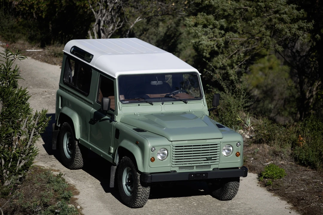 2007 Land Rover Defender 90 - Image 13 of 31