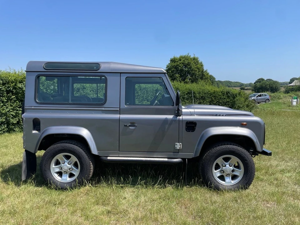 2007 Land Rover Defender 90 - Image 3 of 30