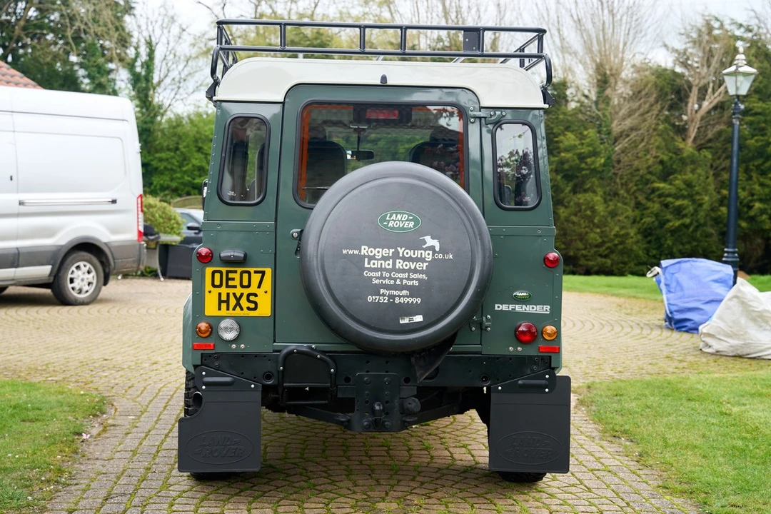 2007 Land Rover Defender 90 - Image 16 of 30
