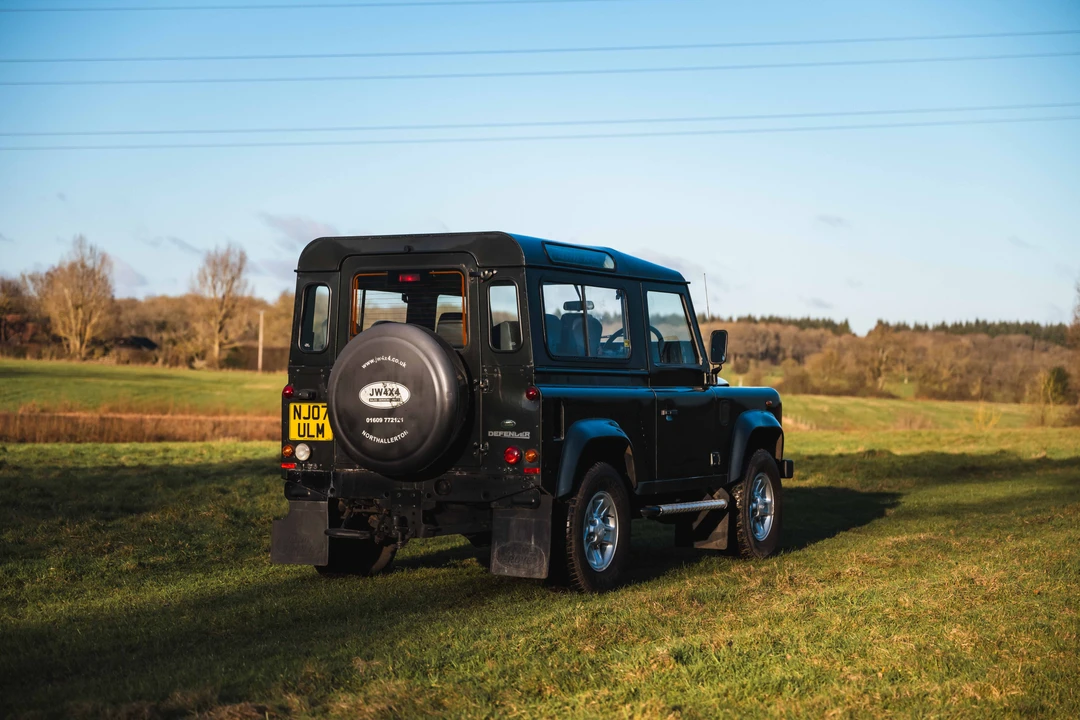 2007 Land Rover Defender 90 - Image 8 of 31