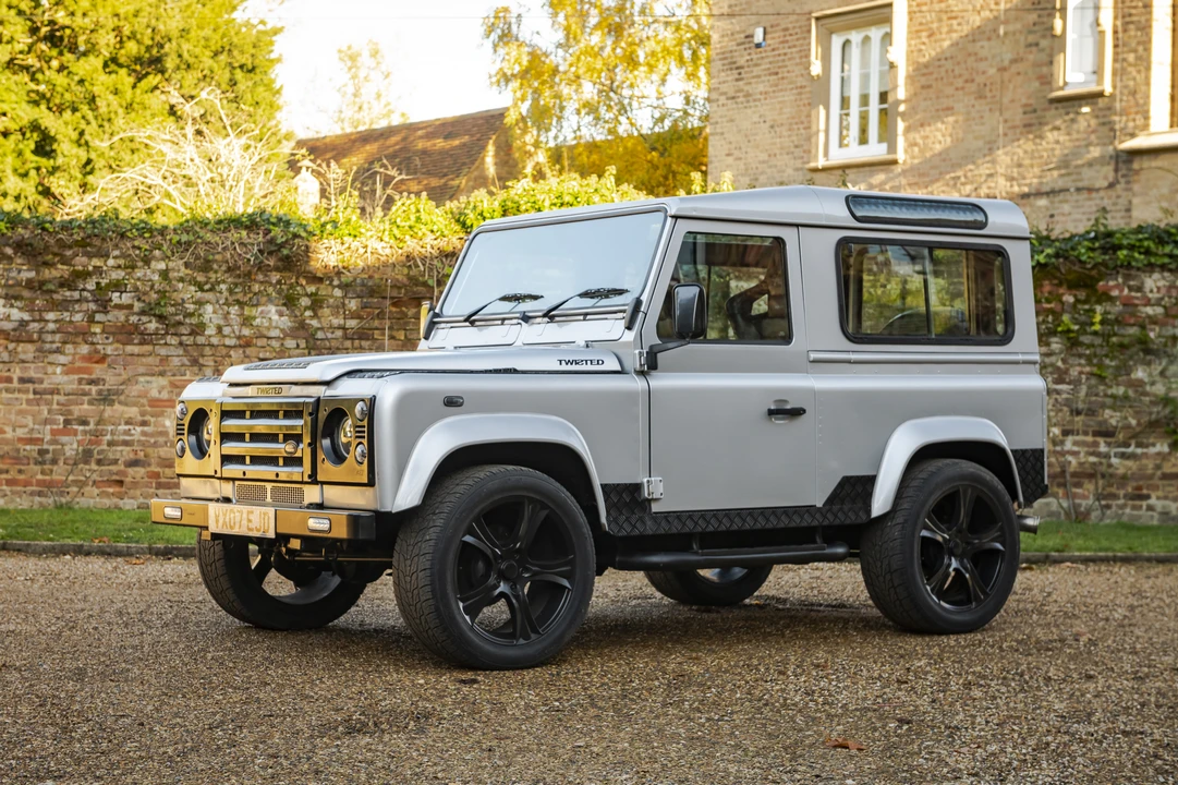 2007 Land Rover Defender 90 - Image 10 of 31