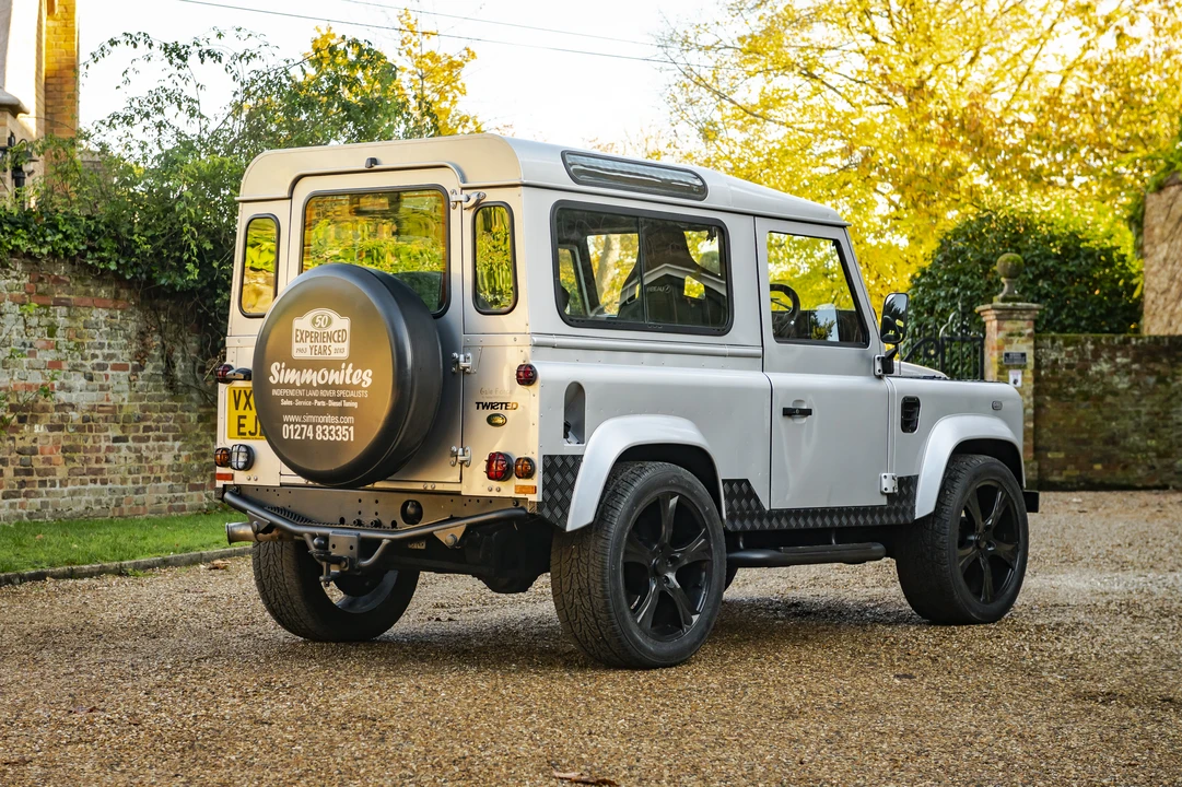2007 Land Rover Defender 90 - Image 6 of 31