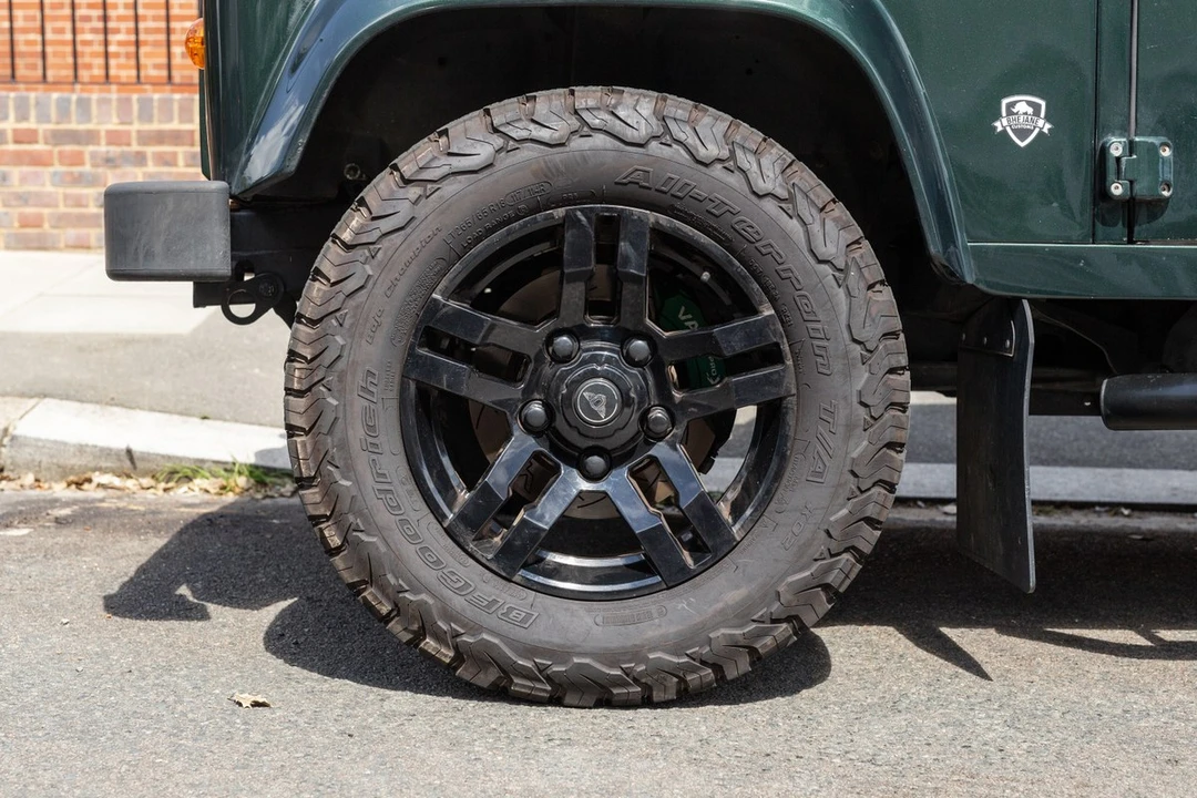 2007 Land Rover Defender 90 - Image 25 of 30