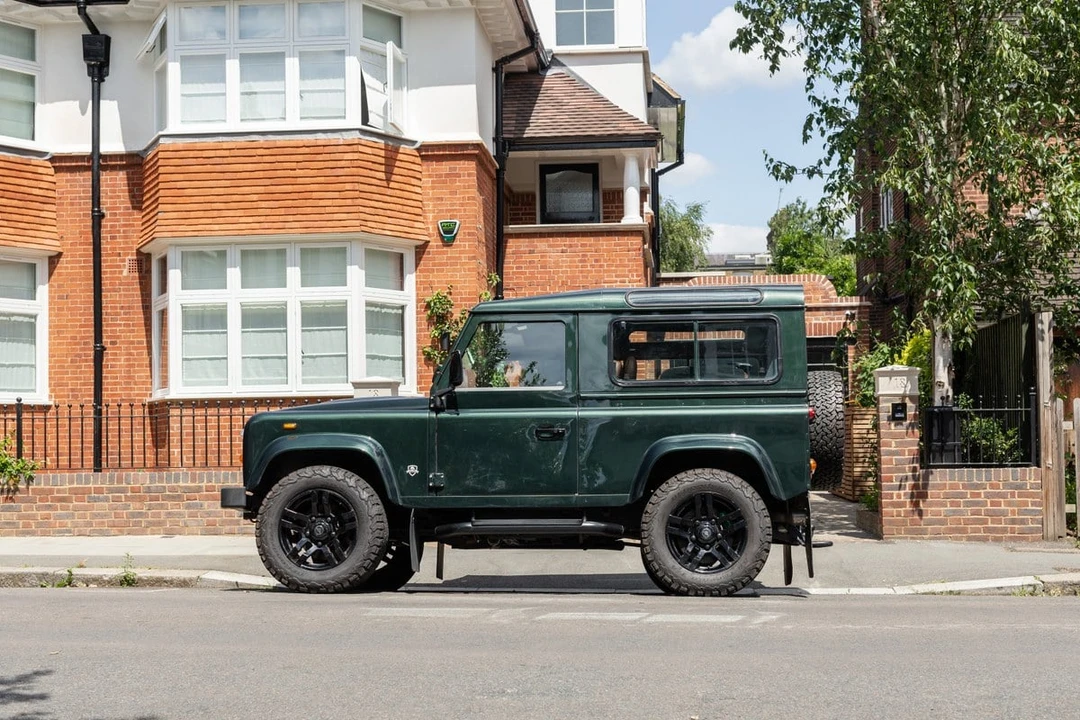 2007 Land Rover Defender 90 - Image 6 of 30