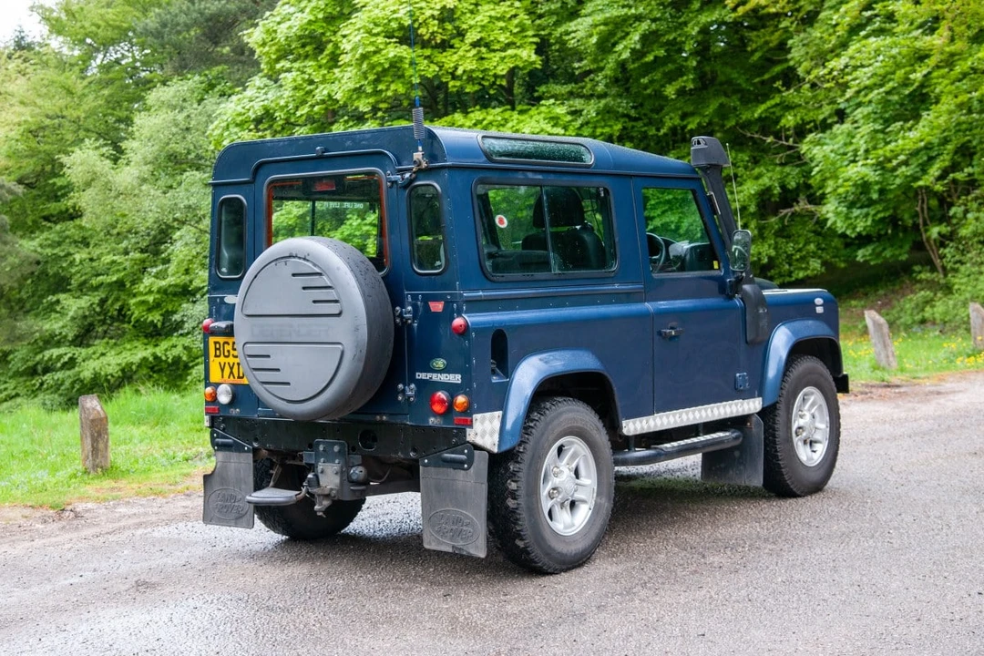 2007 Land Rover Defender 90 - Image 14 of 30