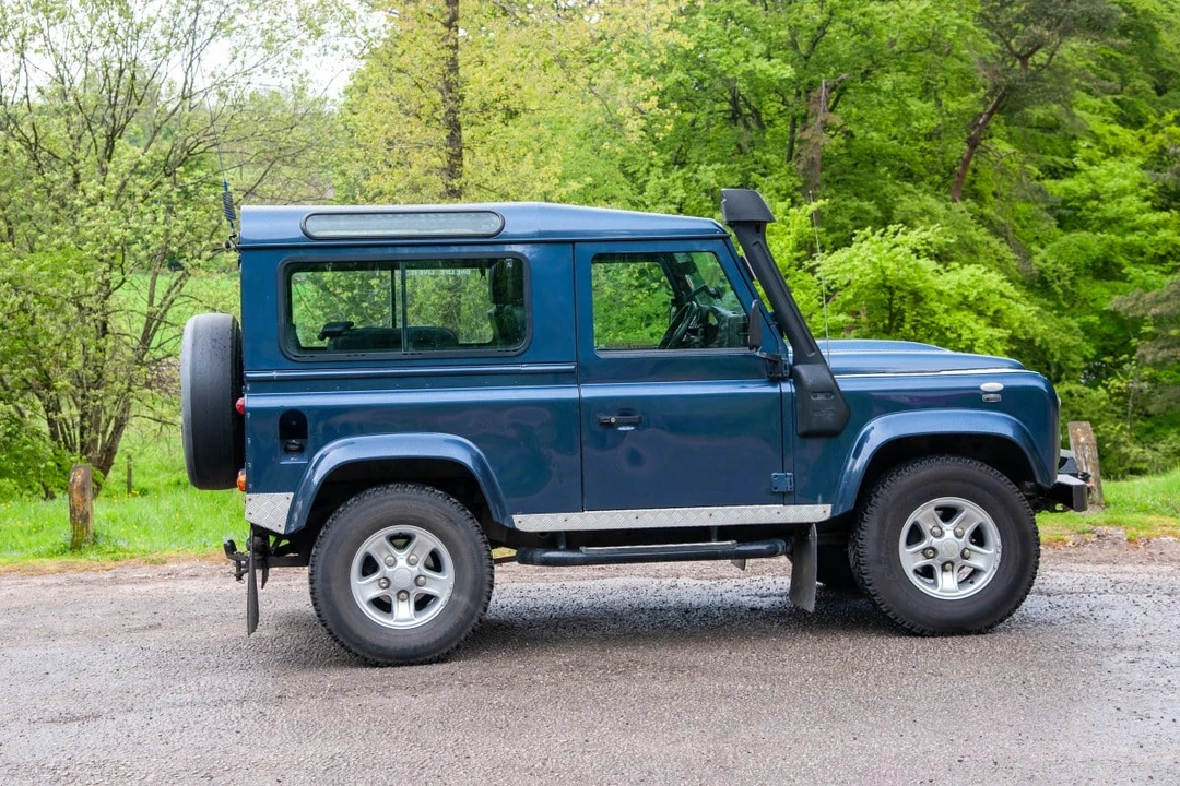 2007 Land Rover Defender 90 - Image 16 of 30