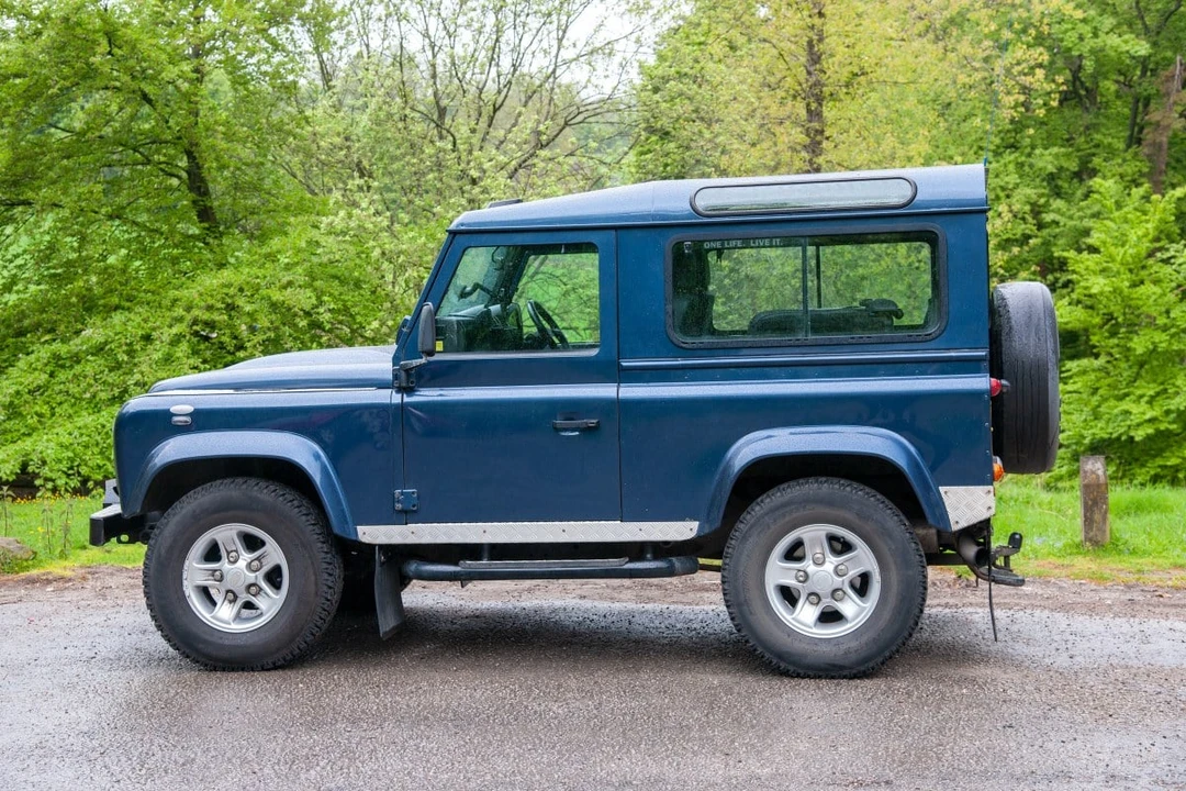 2007 Land Rover Defender 90 - Image 10 of 30