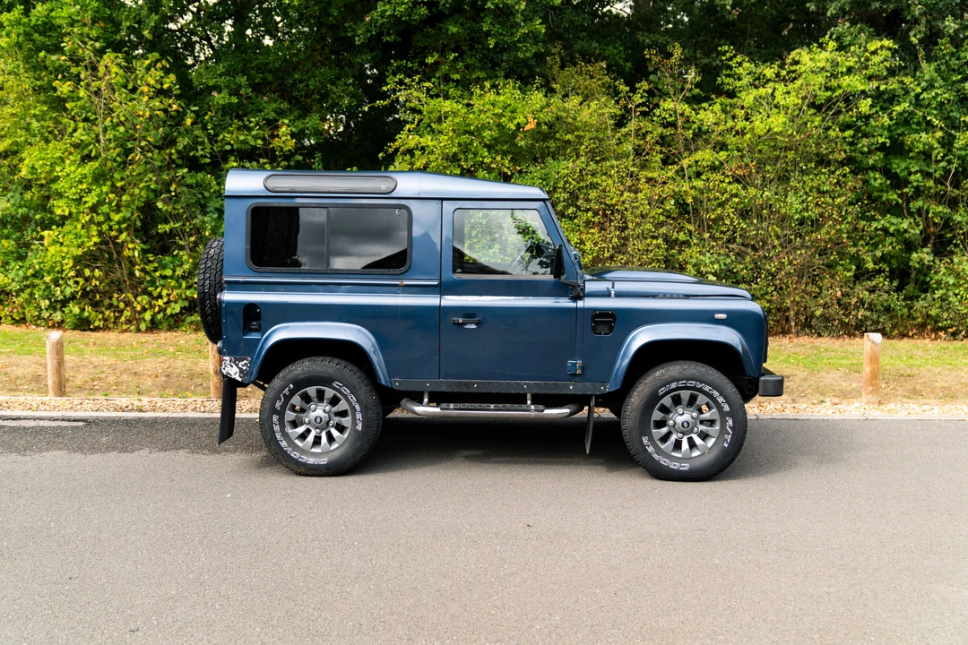 2007 Land Rover Defender 90 - Image 8 of 31