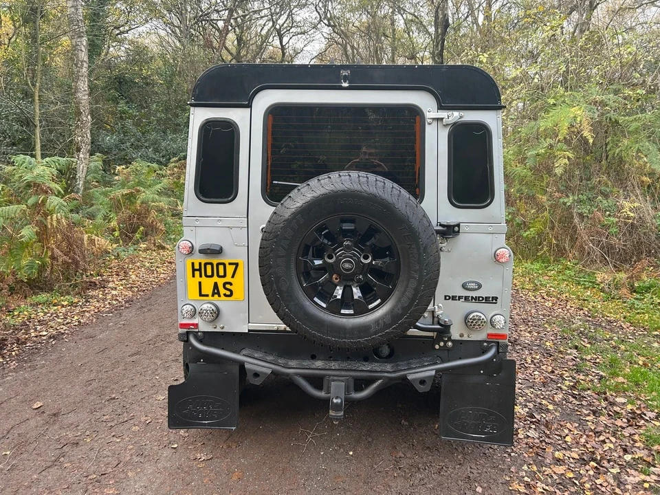 2007 Land Rover Defender - Image 7 of 30