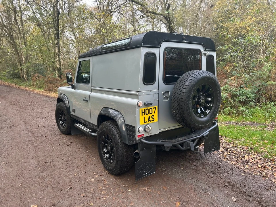 2007 Land Rover Defender - Image 6 of 30