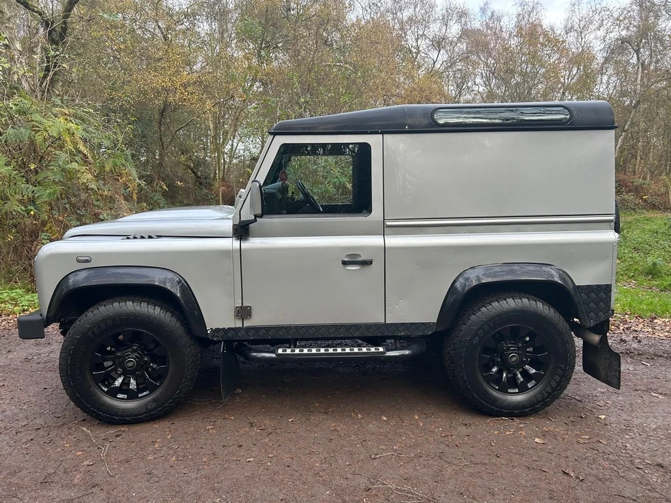 2007 Land Rover Defender - Image 5 of 30