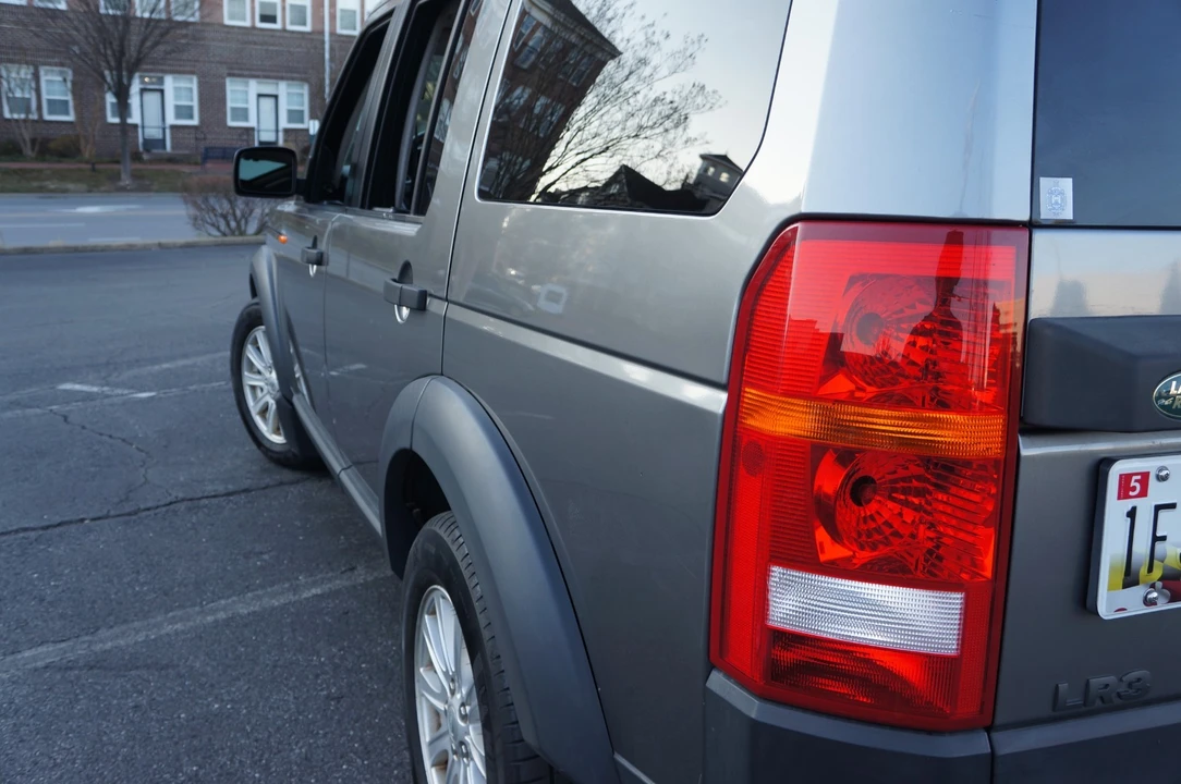 2007 Land Rover Discovery 3rd Gen - Image 10 of 21