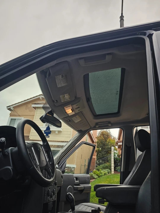 2007 Land Rover Discovery 3rd Gen - Image 8 of 14