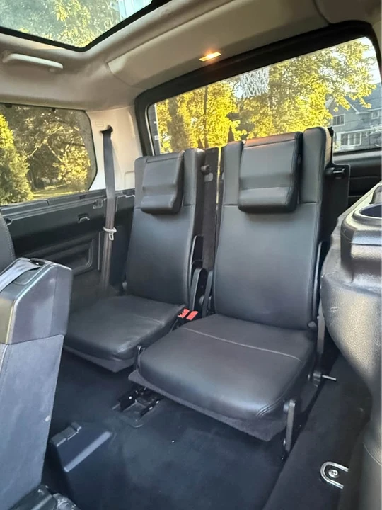 2007 Land Rover Discovery 3rd Gen - Image 10 of 11