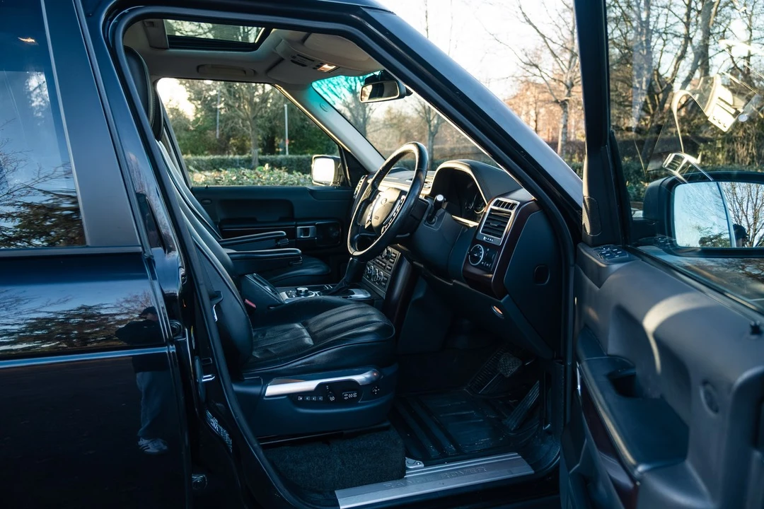 2007 Land Rover Range Rover L322 - Image 25 of 30