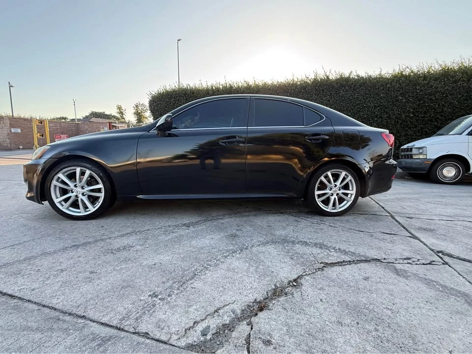 2007 Lexus IS 2nd Gen - Image 2 of 7