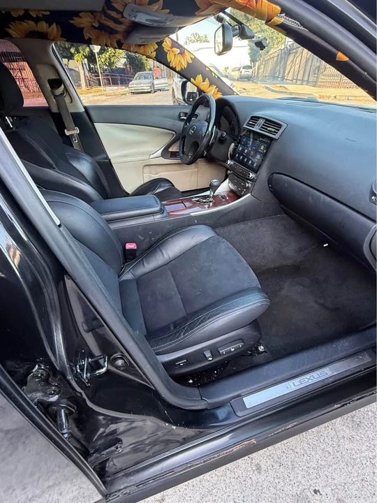 2007 Lexus IS 2nd Gen - Image 5 of 7