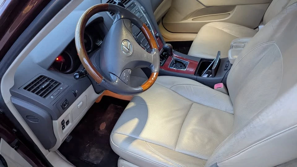 2007 Lexus ES 5th Gen - Image 5 of 10