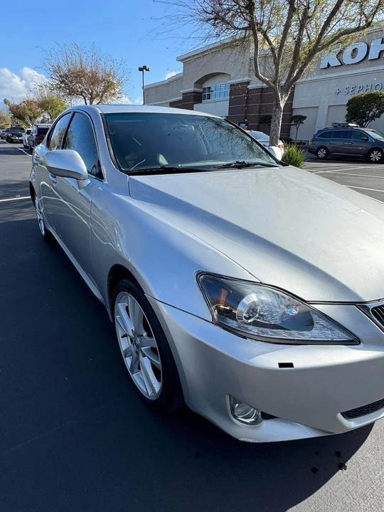 2007 Lexus IS 2nd Gen - Image 4 of 8