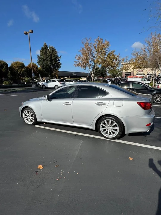 2007 Lexus IS 2nd Gen - Image 3 of 8