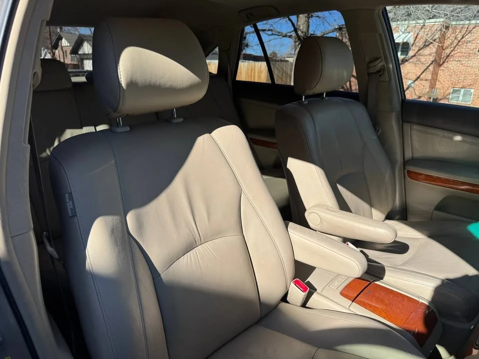 2007 Lexus RX 2nd Gen - Image 4 of 16