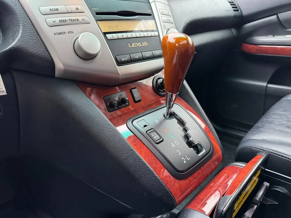 2007 Lexus RX 2nd Gen - Image 12 of 20