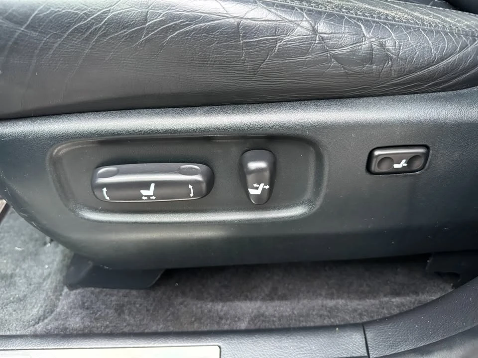 2007 Lexus RX 2nd Gen - Image 11 of 20