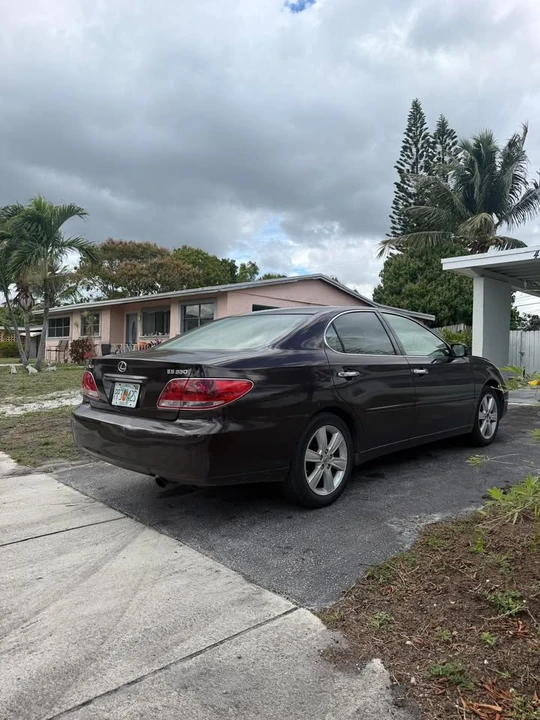 2007 Lexus ES 5th Gen - Image 4 of 7