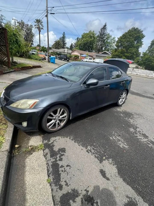 2007 Lexus IS 2nd Gen - Image 16 of 17