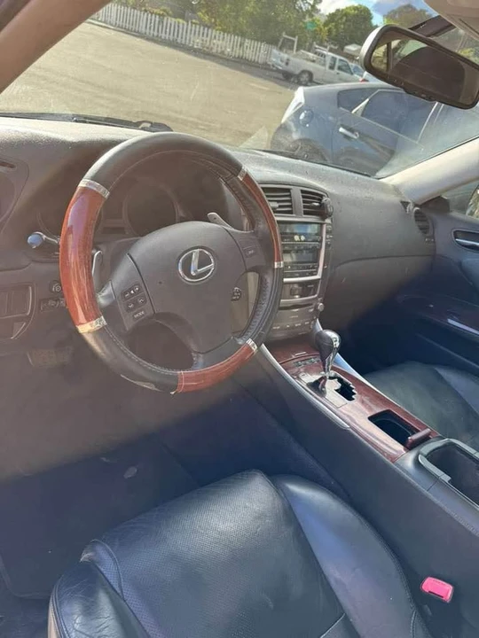 2007 Lexus IS 2nd Gen - Image 9 of 17
