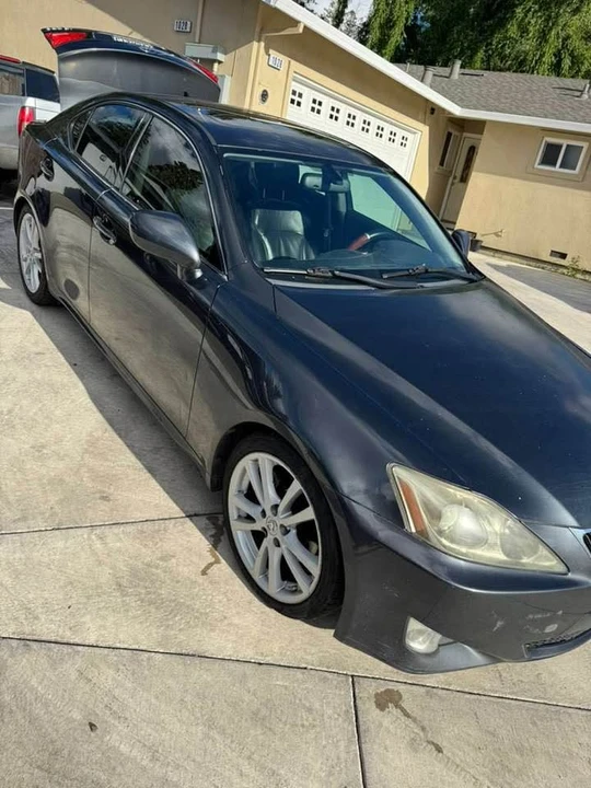 2007 Lexus IS 2nd Gen - Image 12 of 17