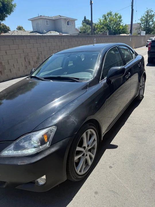 2007 Lexus IS 2nd Gen - Image 4 of 13