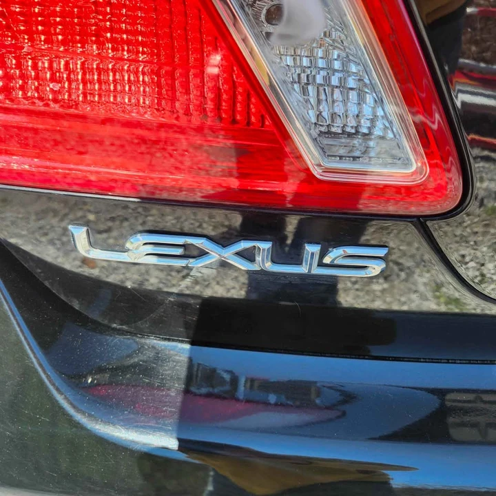2007 Lexus ES 5th Gen - Image 11 of 15