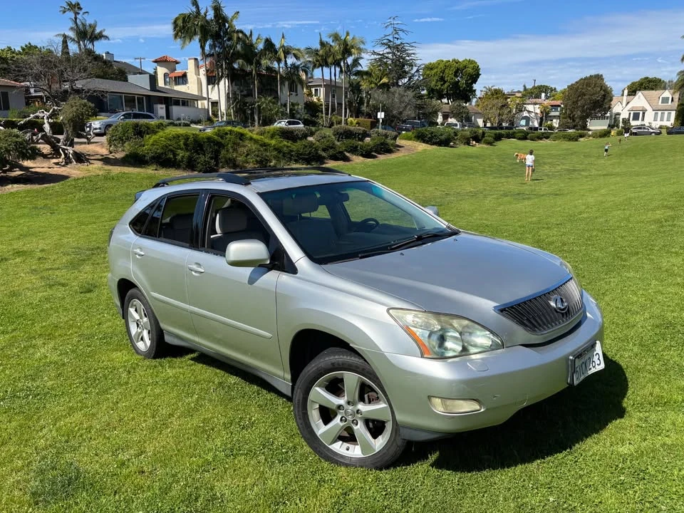 2007 Lexus RX 2nd Gen - Image 3 of 8