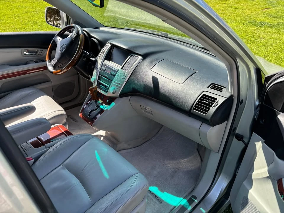 2007 Lexus RX 2nd Gen - Image 5 of 8