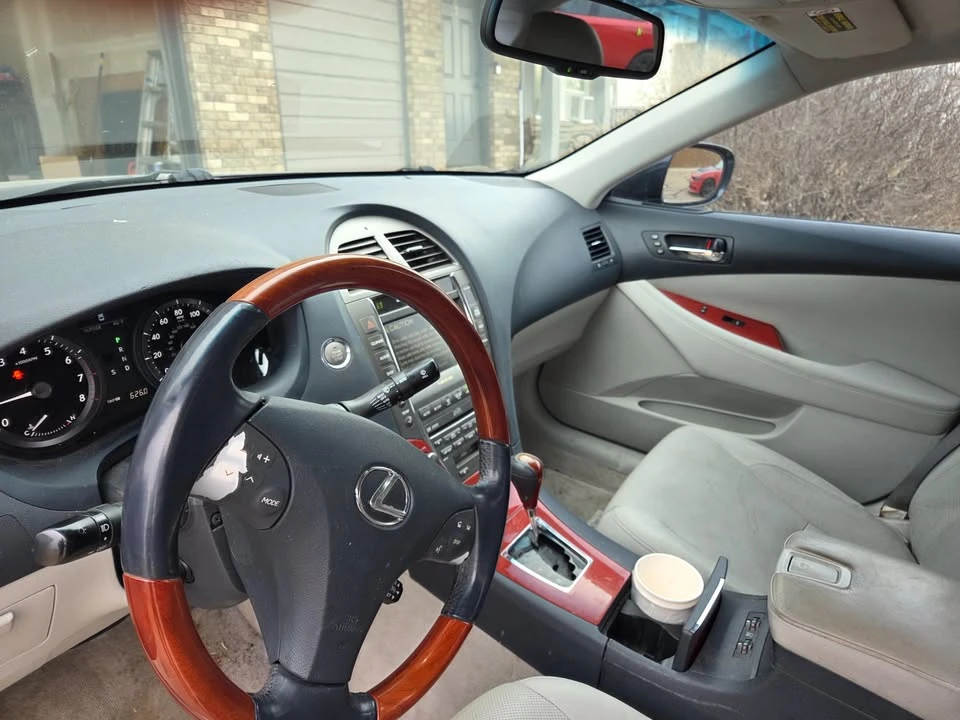 2007 Lexus ES 5th Gen - Image 4 of 7