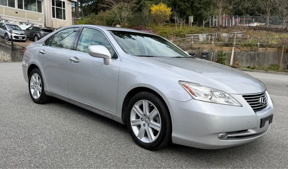 2007 Lexus ES 5th Gen - Image 2 of 16