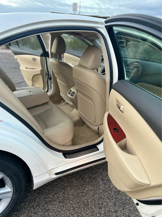 2007 Lexus ES 5th Gen - Image 13 of 18