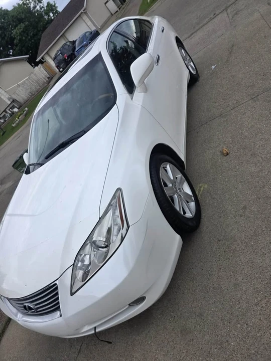 2007 Lexus ES 5th Gen - Image 3 of 12