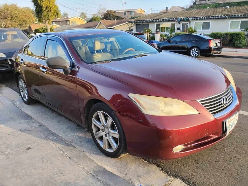2007 Lexus ES 5th Gen - Image 2 of 5